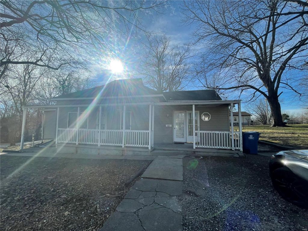 1001 5th St, Scott City, MO 63780 Trulia