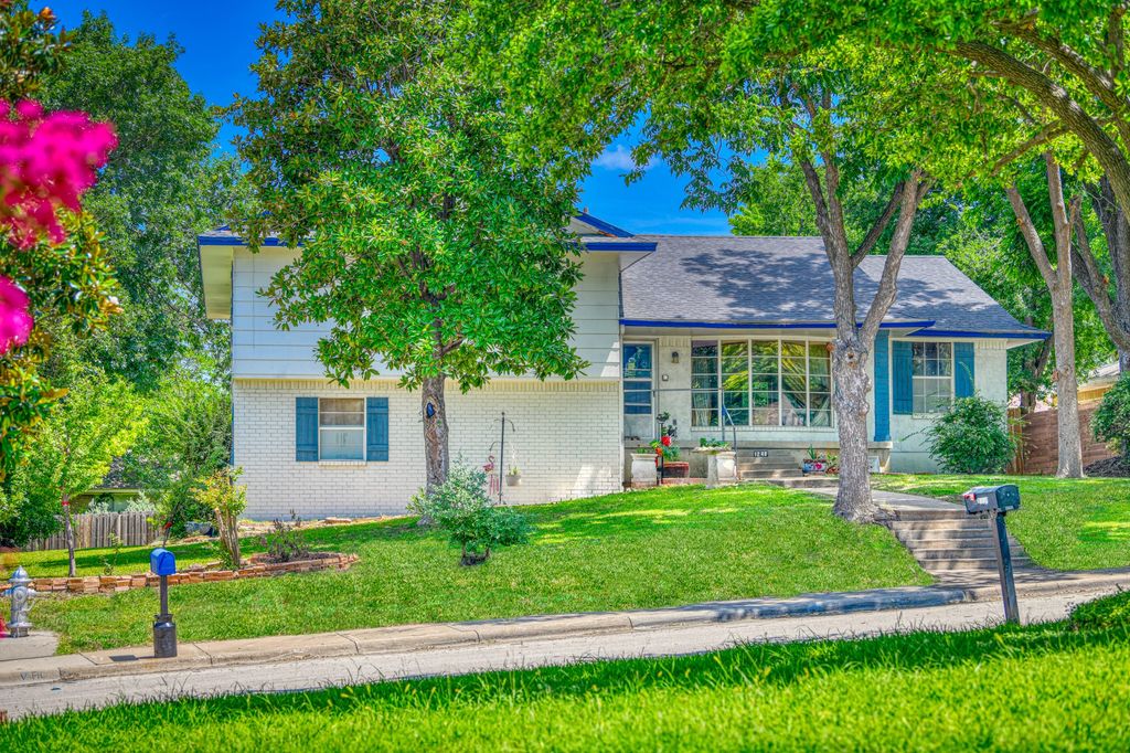 1240 Greenbriar Cir, Desoto, TX 75115 MLS 20642688 Trulia