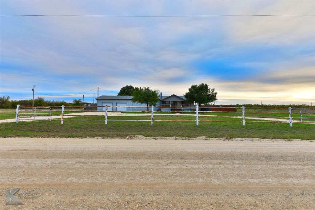 9443 County Road 271, Clyde, TX 79510