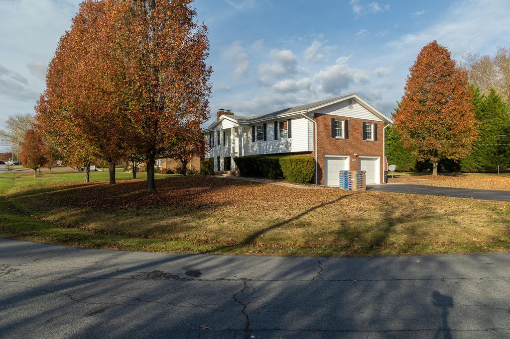 2308 Brandon Ln, Kingsport, TN 37660 Trulia