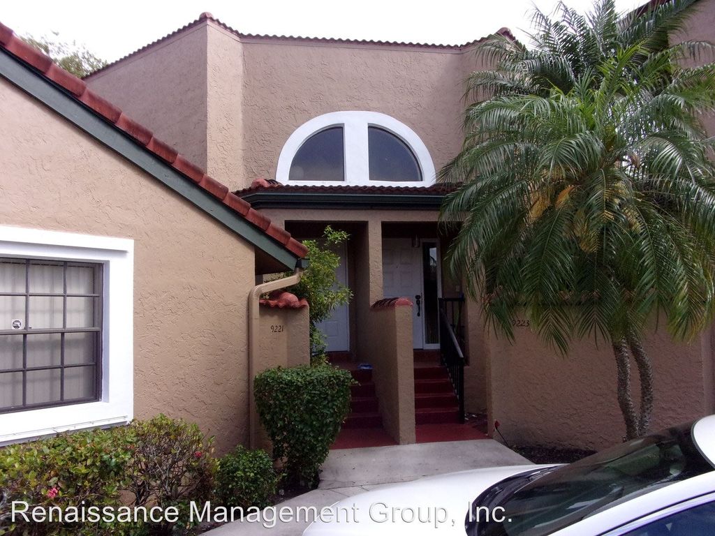 9221 W Sunrise Blvd, Plantation, FL 33322