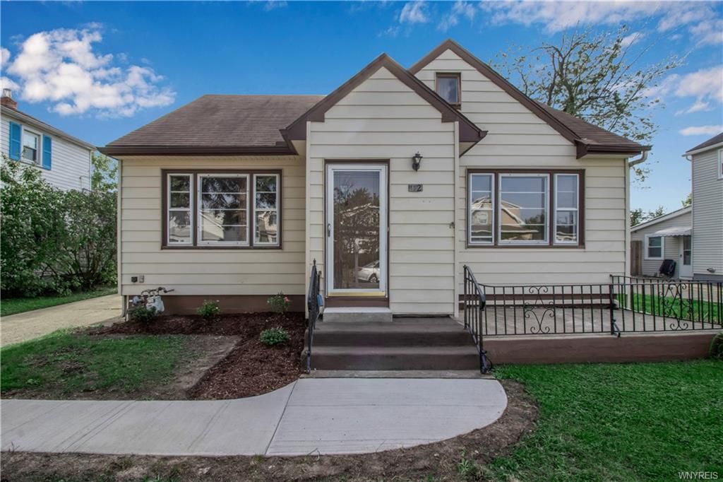 112 Marjorie Dr, Buffalo, NY 14223