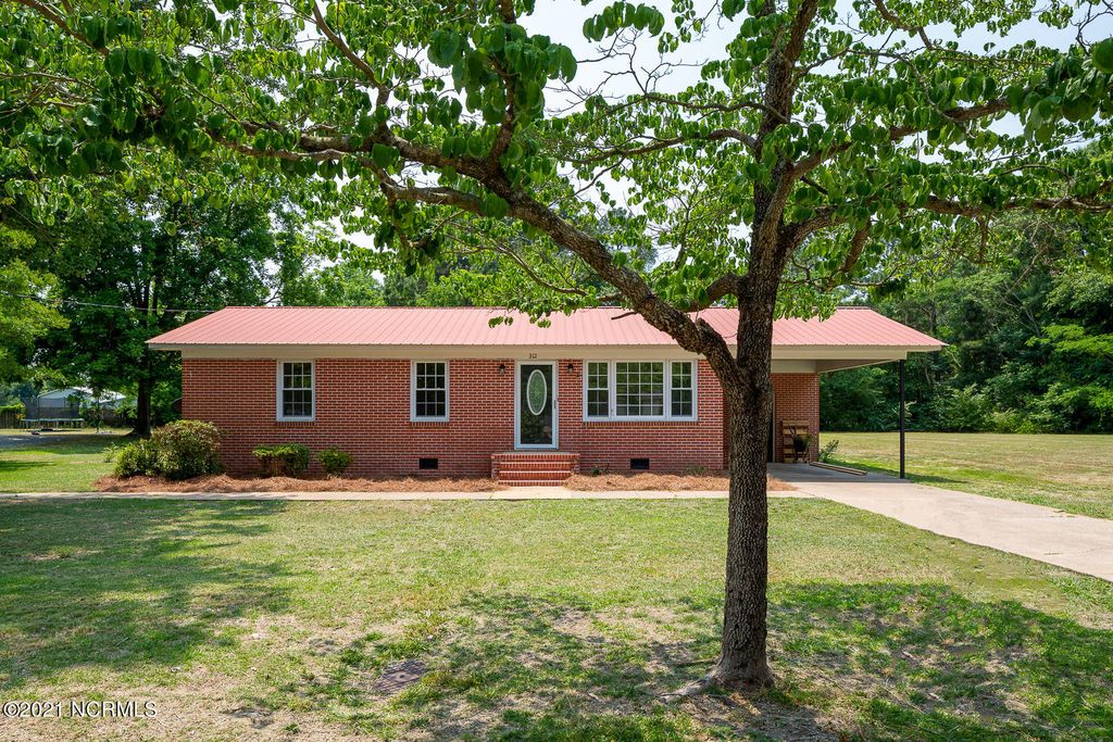 312 Maple Street, Roseboro, NC 28382 Trulia