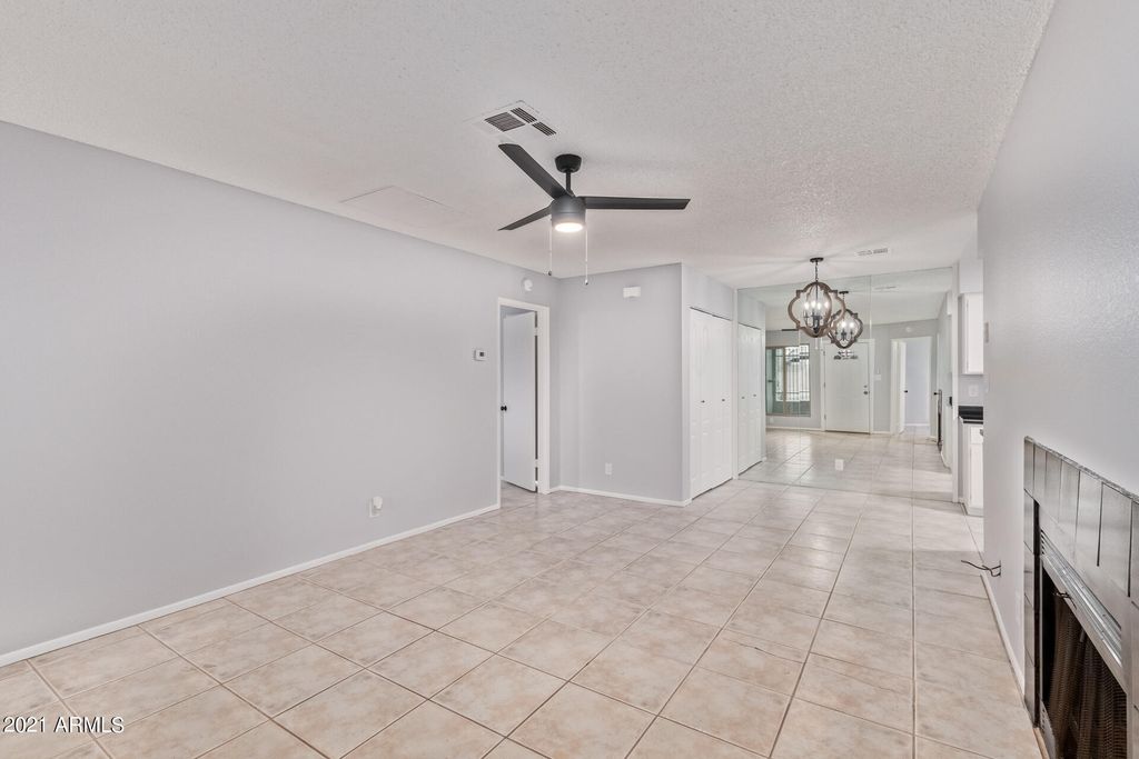 97 N Cooper Rd #86, Chandler, AZ 85225