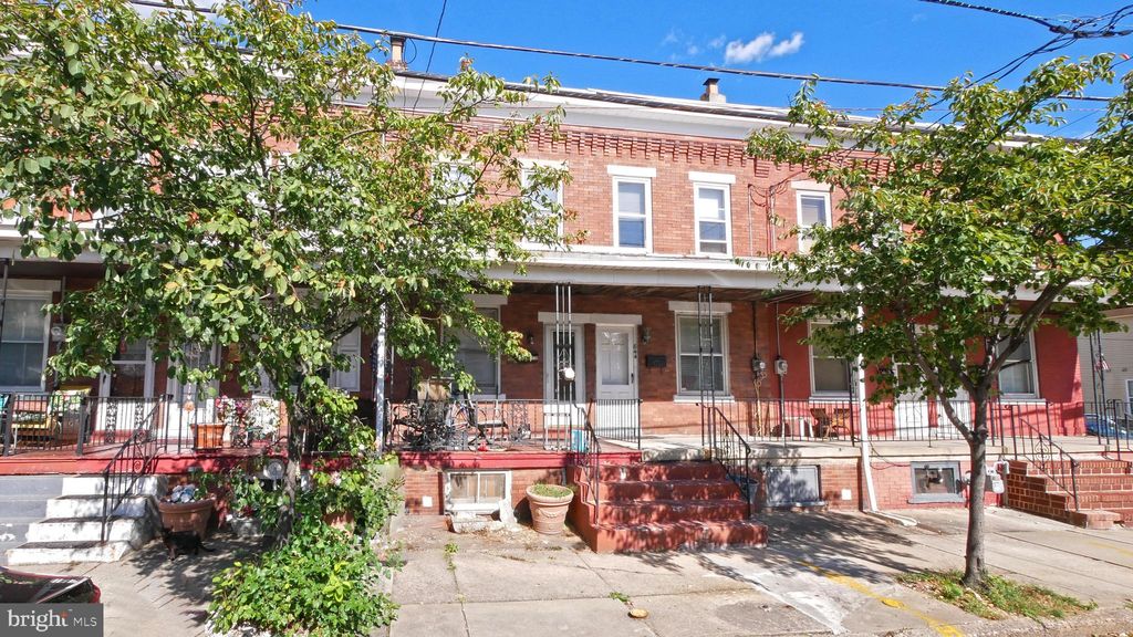 846 Plum St, Trenton, NJ 08638