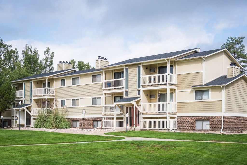 1025 Oxford Ln, Fort Collins, CO 80525
