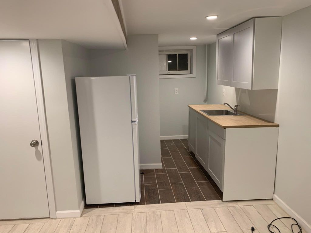109-23 121st St #B, South Ozone Park, NY 11420