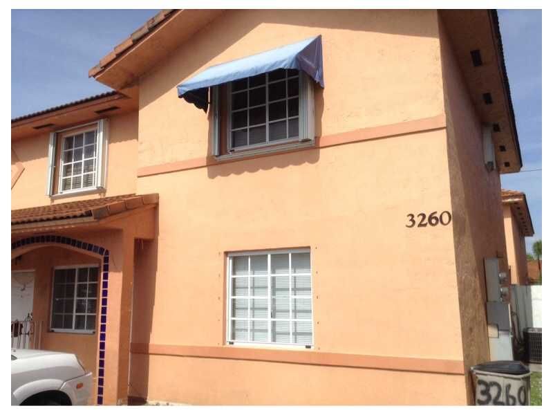 3260 W  70th St #102, Hialeah, FL 33018