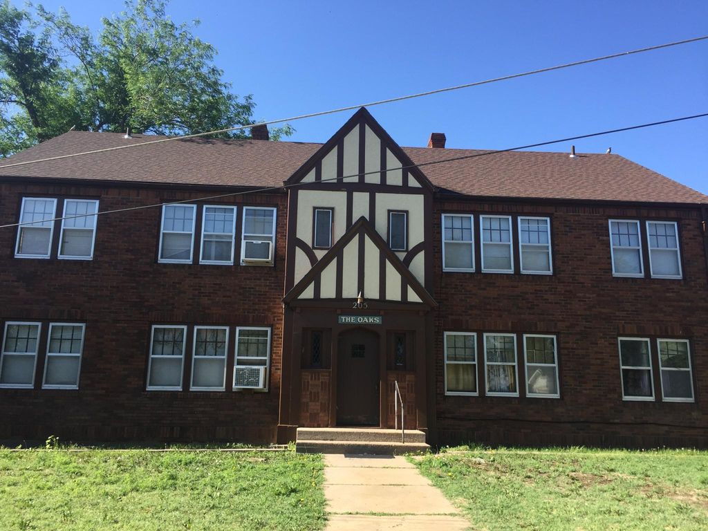 205 E Oak St 2, Dodge City, KS 67801 Trulia