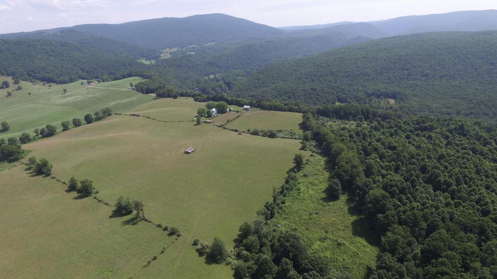 540 Rapp Farm Ln, Renick, WV 3 Bed, 2 Bath SingleFamily Home 22