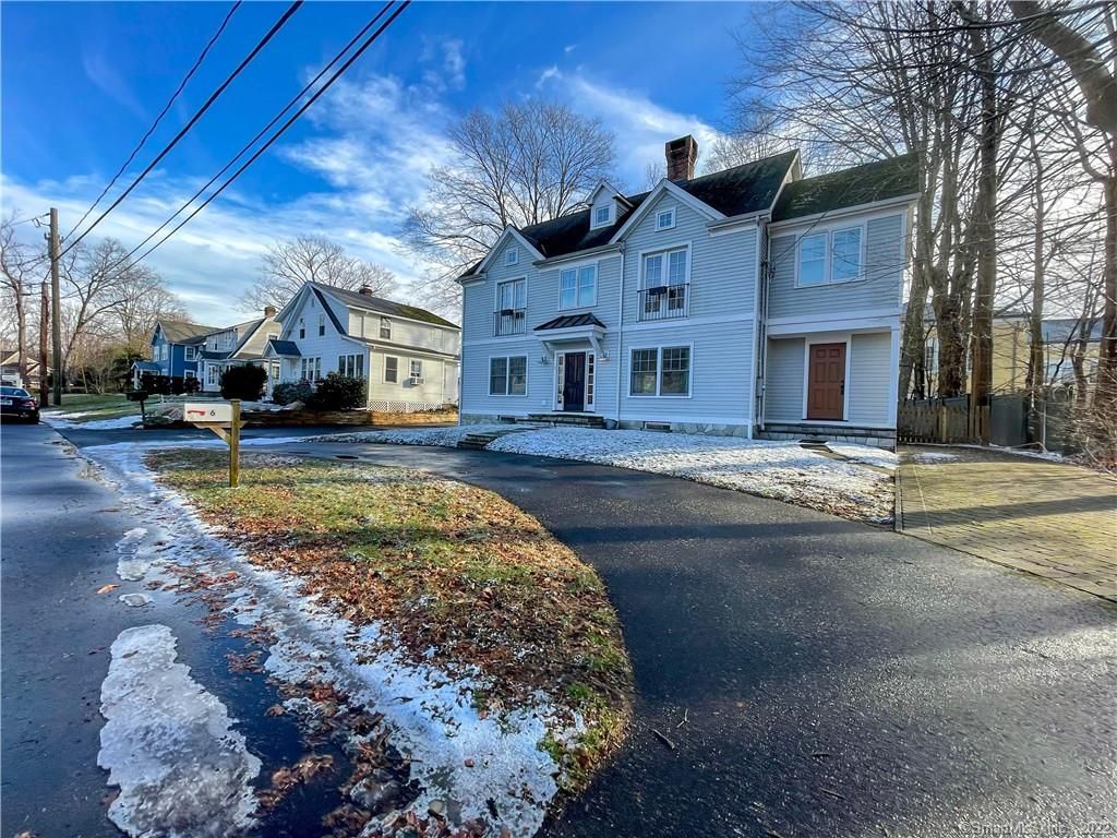 6 Saint Johns Pl, Westport, CT 06880