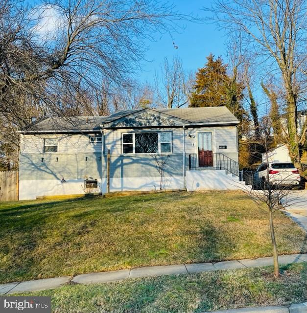 6604 Greenland St, Riverdale, MD 20737
