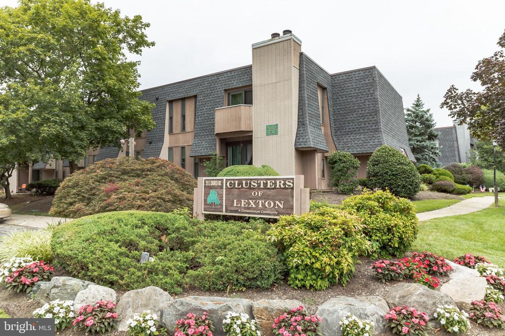 25 S Church Rd #2, Maple Shade, NJ 08052