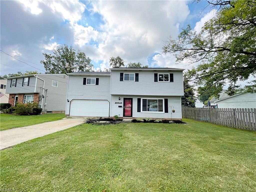29948 Regent Rd, Wickliffe, OH 44092