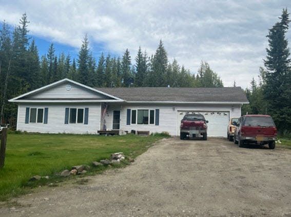 2574 Lucille Ave, North Pole, AK 99705