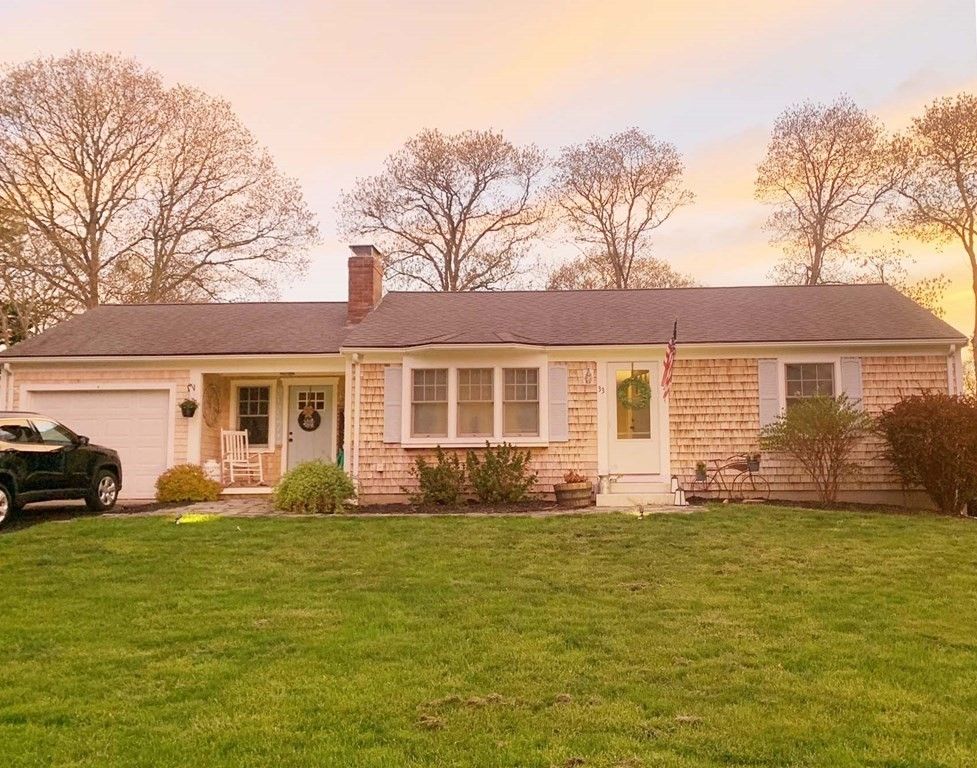 33 Village Brook Rd, South Yarmouth, MA 02664