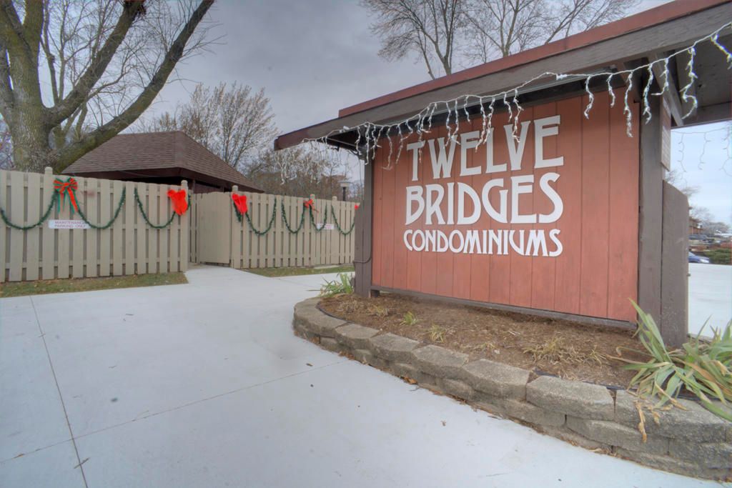 New 84Th And Greenfield Apartments for Large Space