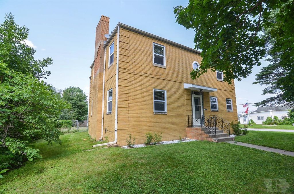 220 W Main St, Marengo, IA 52301 Trulia