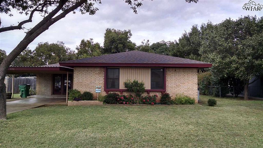 725 Dana St, Burkburnett, TX 76354