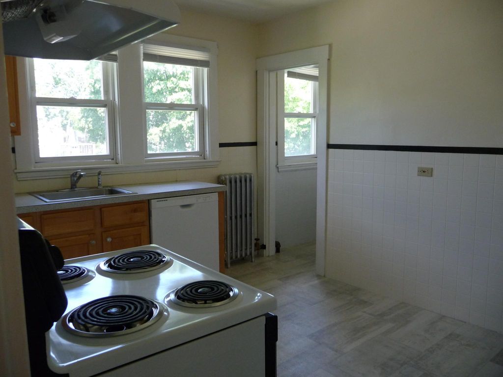 88 Thorndike St, Arlington, MA 02474