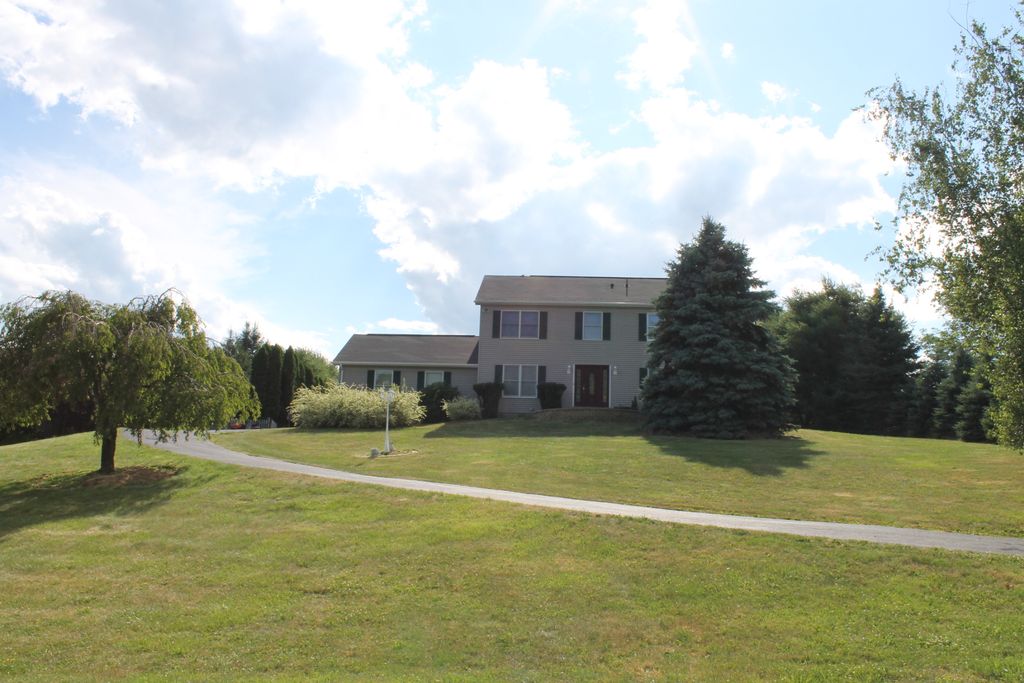 147 Stowe Dr, Poughquag, NY 12570 Trulia