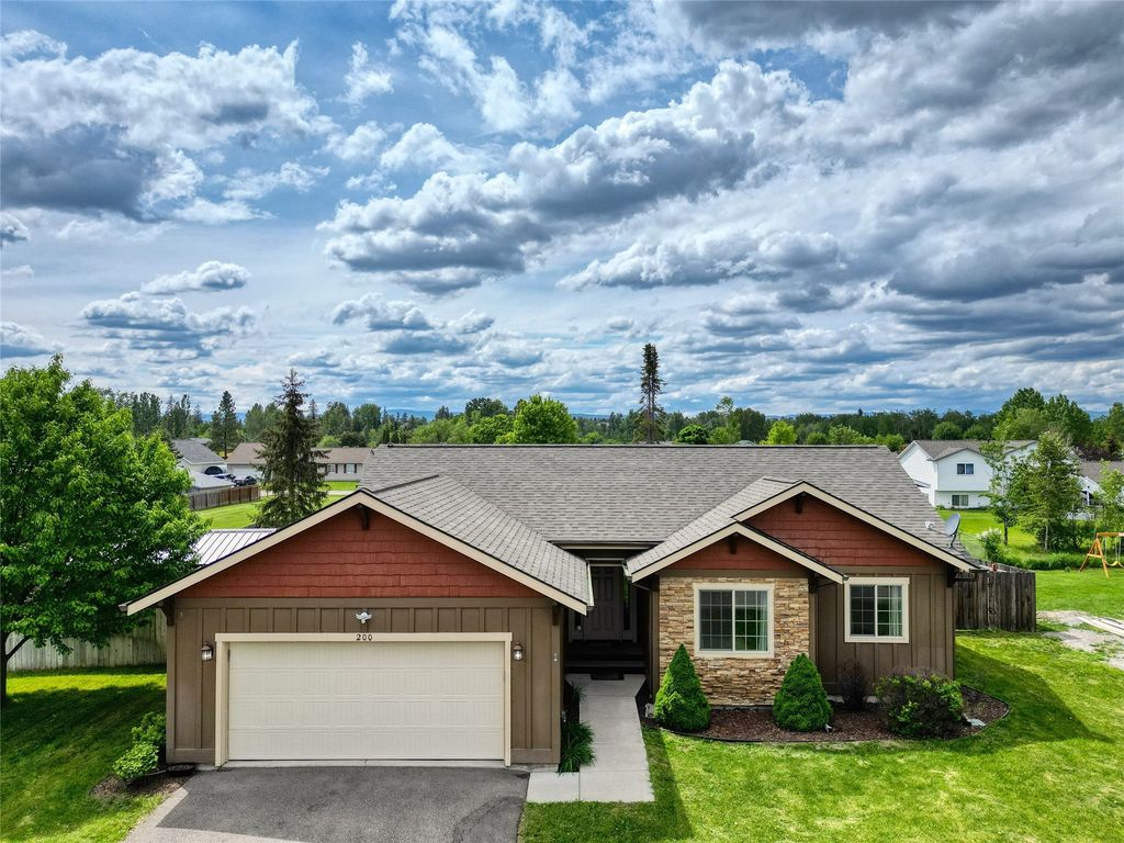 200 Sleepy Horse Ln, Kalispell, MT 59901 Trulia