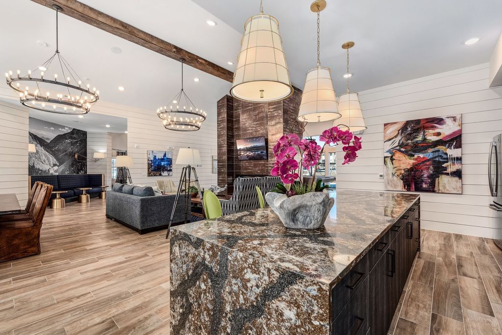 1255 Escalante Dr, Durango, CO 81303