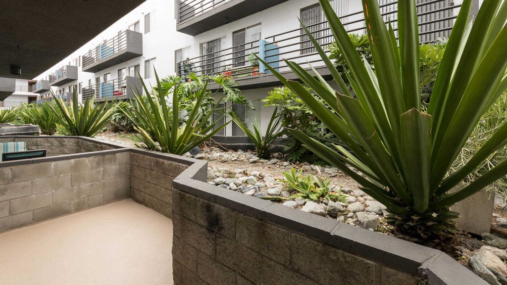 4920 Van Nuys Blvd, Sherman Oaks, CA 91403