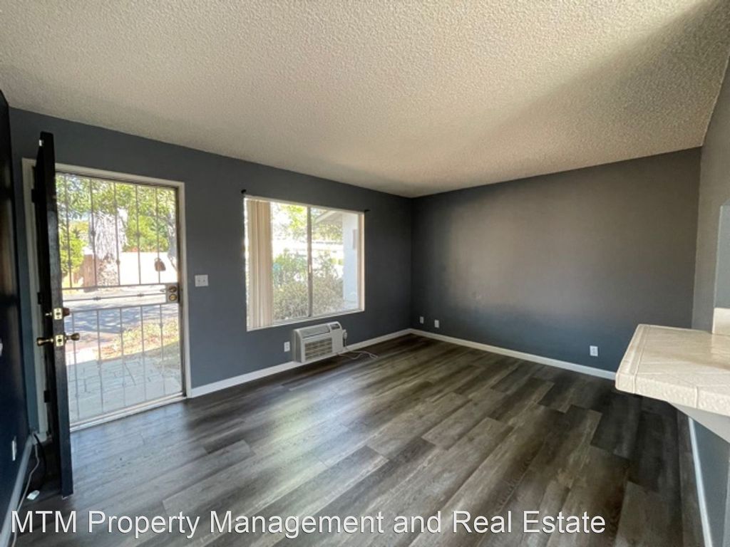 8549 Graham Ter #A, Santee, CA 92071