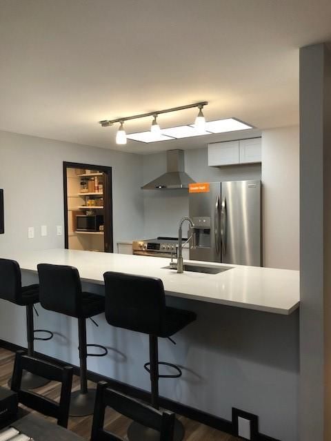 120 108th Ave SE, Bellevue, WA 98004