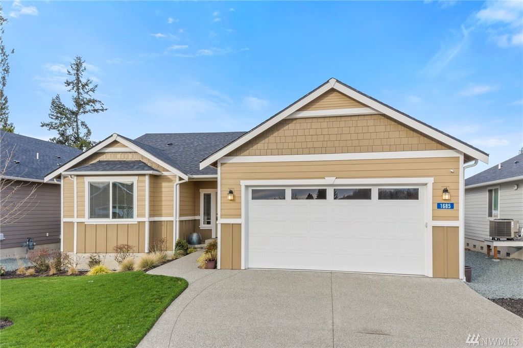 1685 River Walk Ln, Burlington, WA 3 Bed, 2 Bath SingleFamily Home