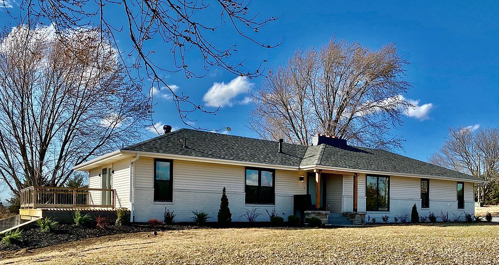 8125 SW Auburn Rd, Auburn, KS 66402