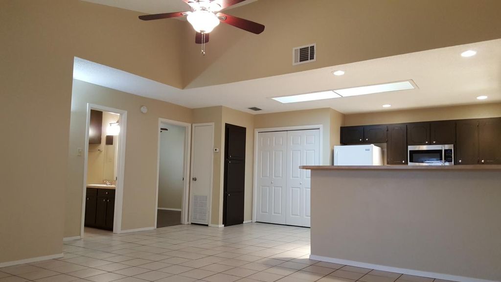 117 N Glenwood Dr #A, Midland, TX 79703