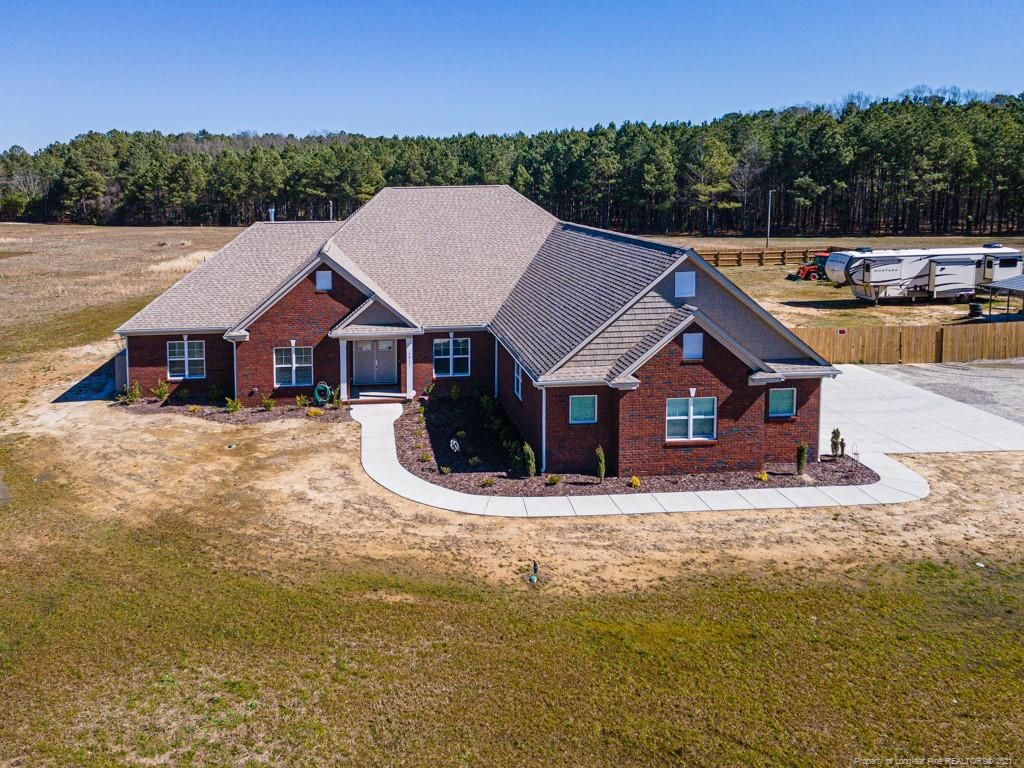 7917 Red Springs Rd, Red Springs, NC 28377 3 Bed, 4 Bath Single