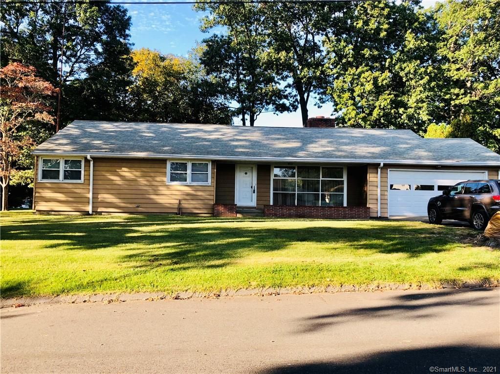190 Wilbar Dr, Stratford, CT 06614