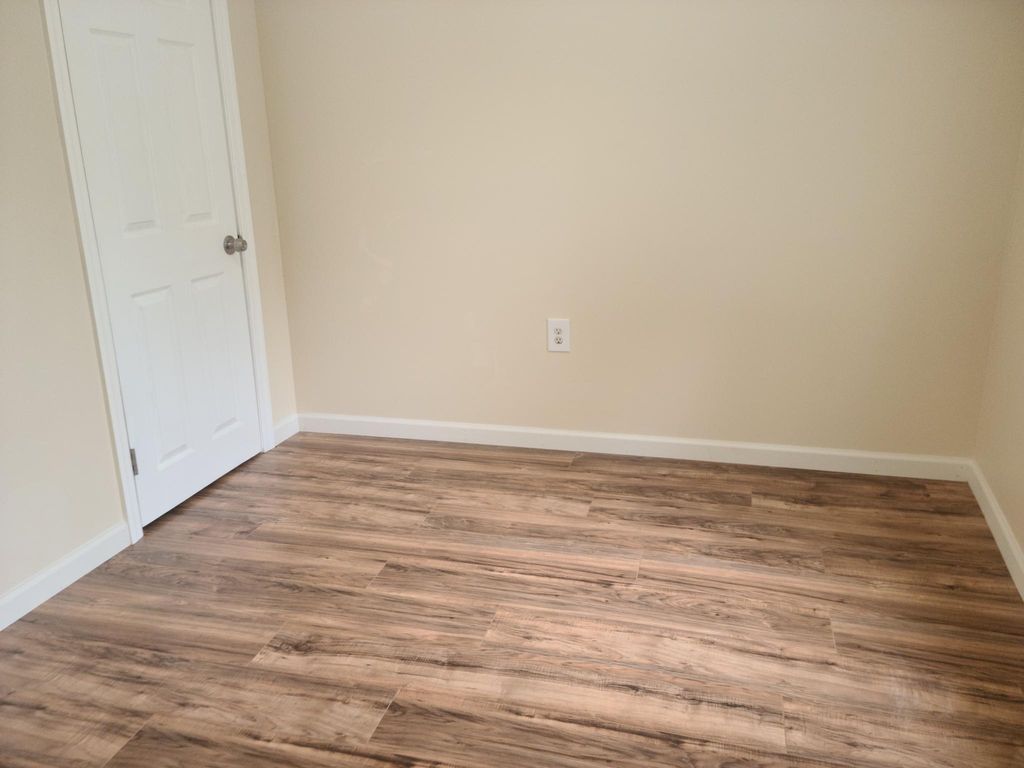 512 W Hanover St #2, Trenton, NJ 08618