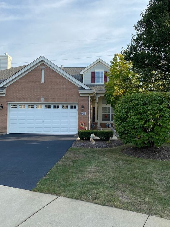 903 Winners Cup Ct, Naperville, IL 60565