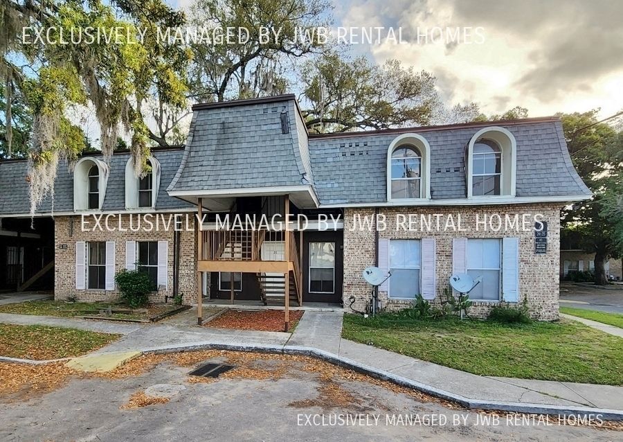 851 Bert Rd #33, Jacksonville, FL 32211