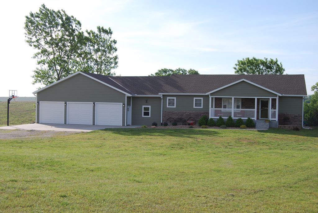 13550 Cottonwood Ln, Wamego, KS 66547 Trulia