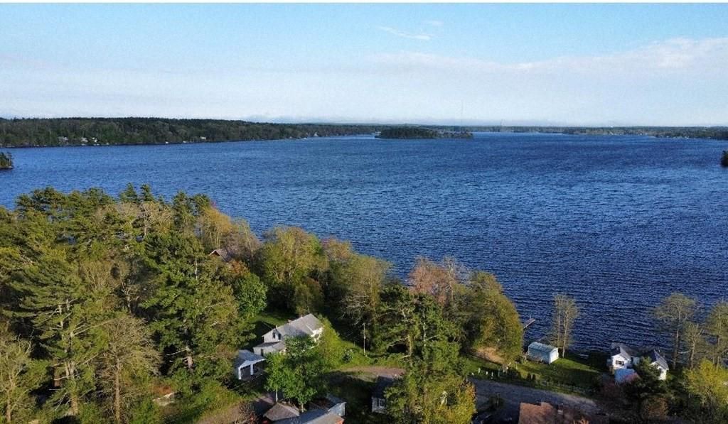16 2nd Ave, Lakeville, MA 02347