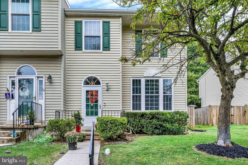 16 Samantha Ct, Owings Mills, MD 21117
