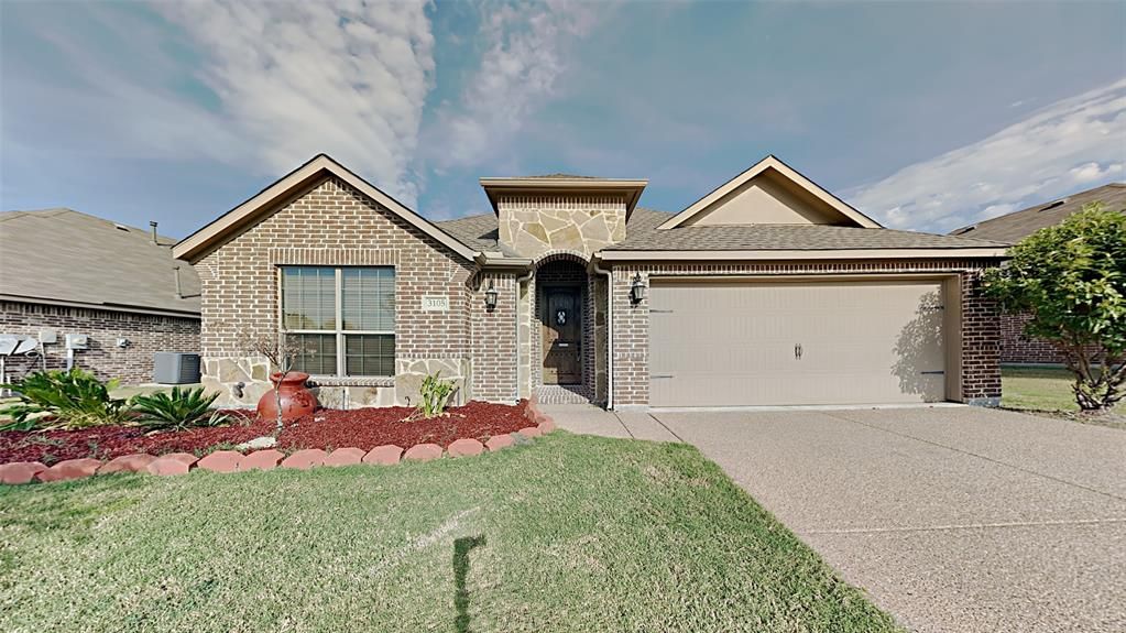 3105 Flint Rock Dr, Forney, TX 75126