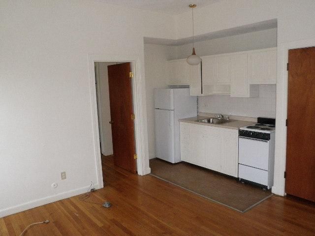 172 N Beacon St, Brighton, MA 02135