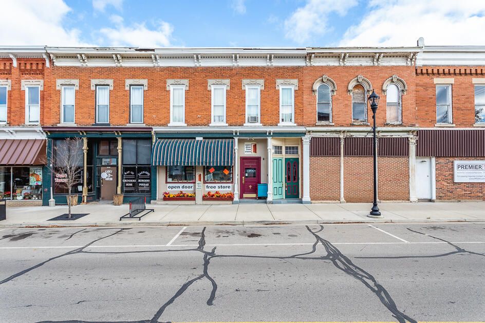 111 N Main St, Concord, MI 49237