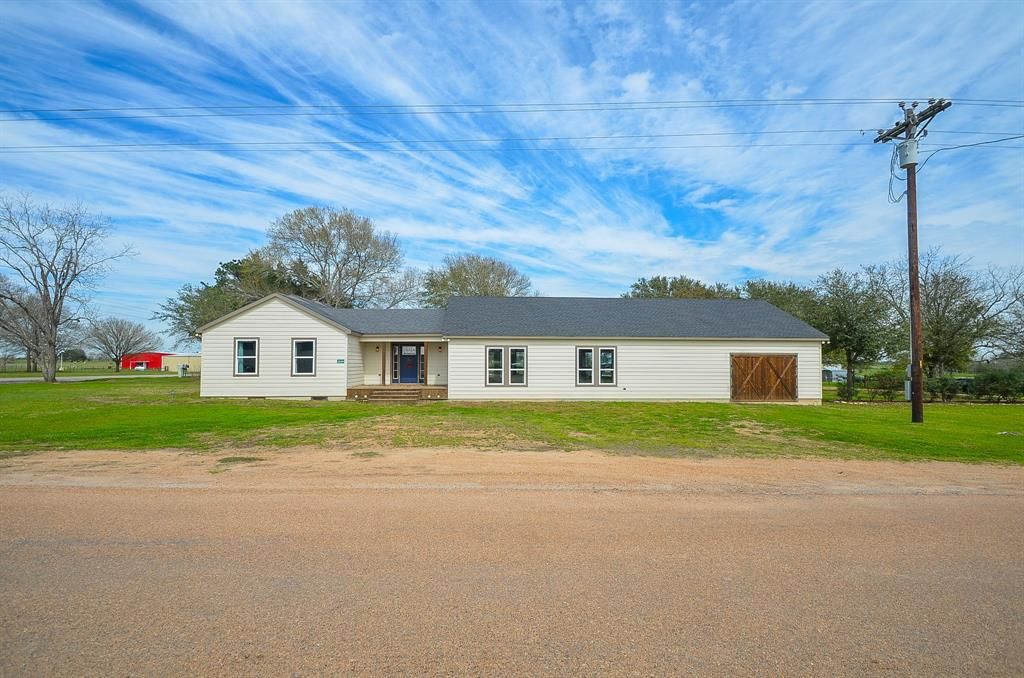 2834 FM 949, Cat Spring, TX 78933