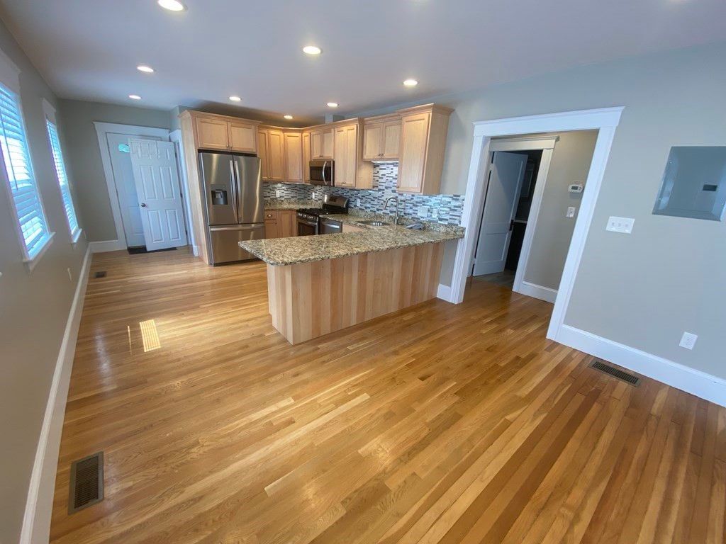 193 South St #1, Waltham, MA 02453