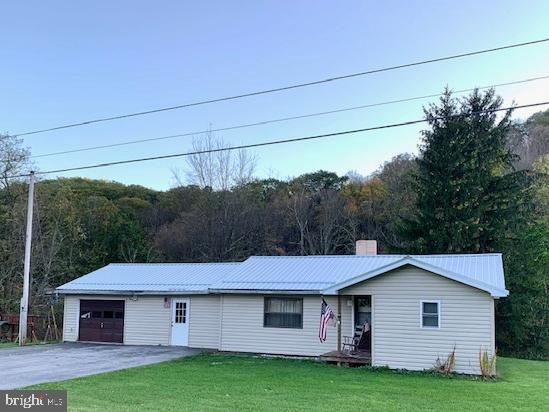 1105 Polecat Rd, East Freedom, PA 16637