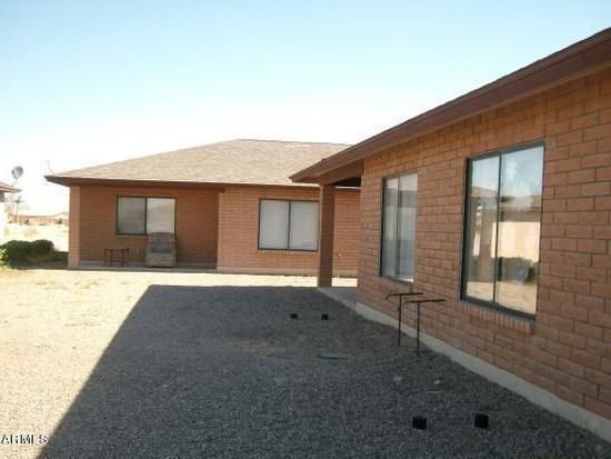 9875 W Lynx Dr, Arizona City, AZ 85123