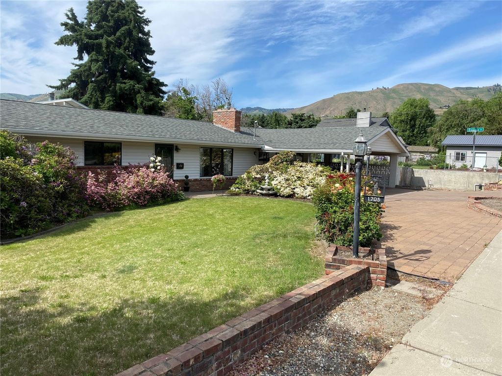 1703 McKittrick Street, Wenatchee, WA 98801 Trulia