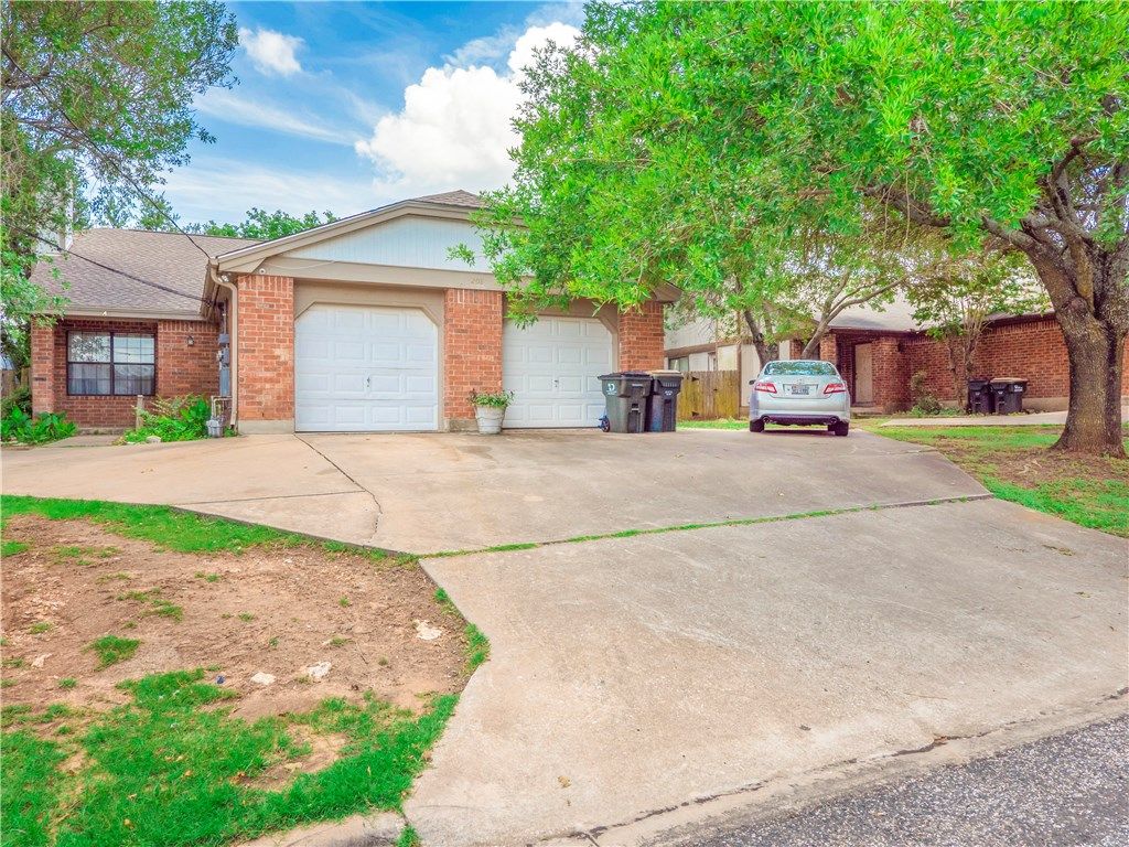 208 Tamara Dr, Georgetown, TX - Multi-Family Home - 40 Photos | Trulia